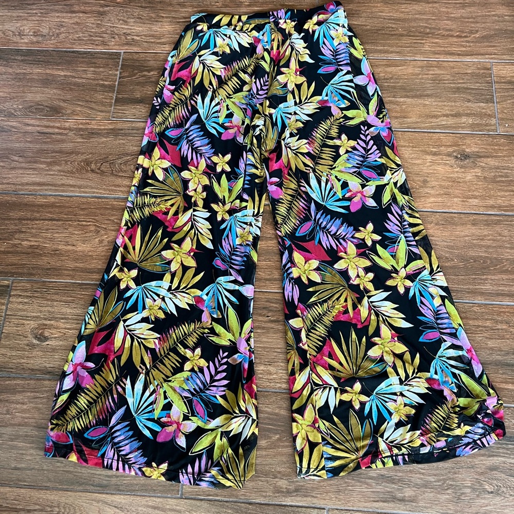 Antthony Black Wide-Leg Pants with Bright Tropical Print